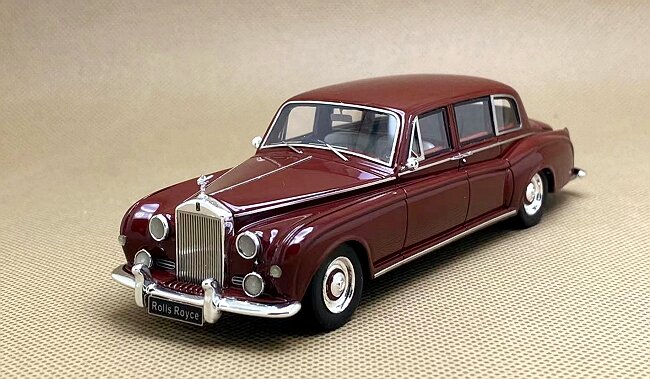 1/43 Rolls-Royce Phantom V Touring Limousine by Park Ward 1961 - Click Image to Close